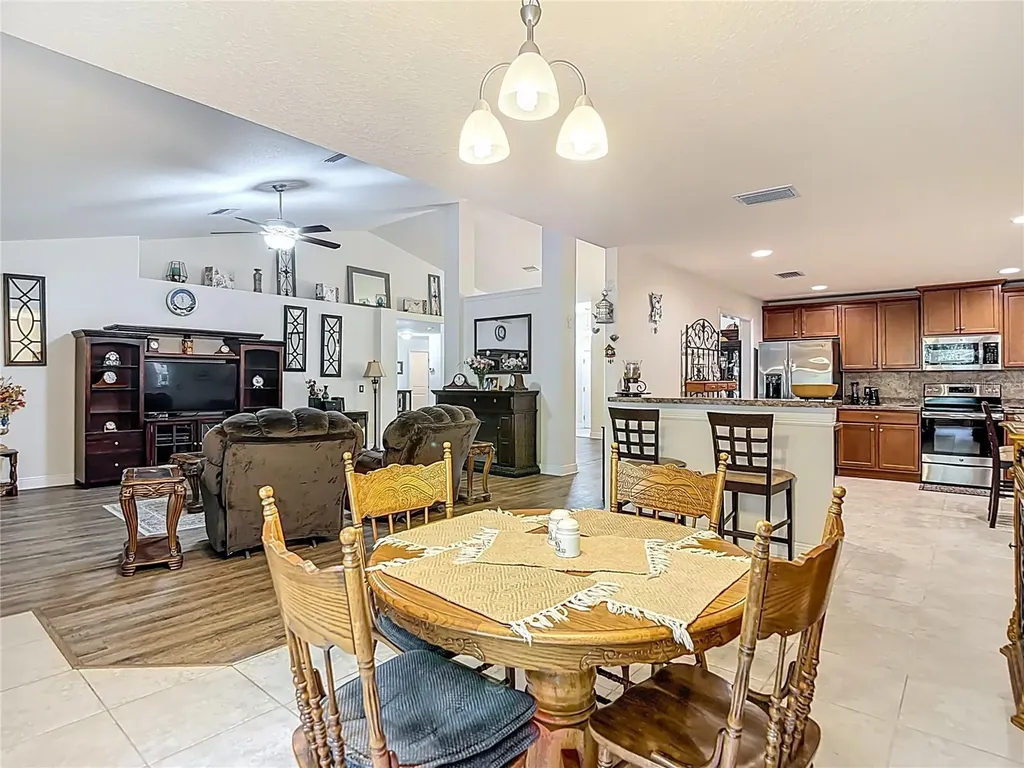 4 Fig Court E Homosassa FL 34446