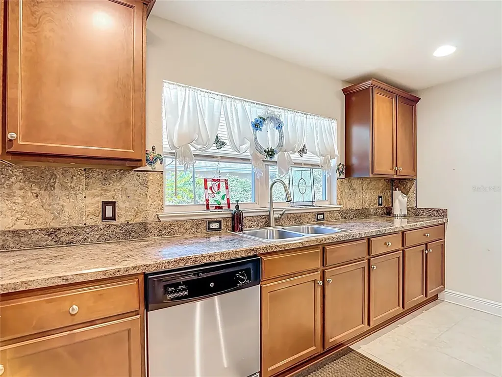 4 Fig Court E Homosassa FL 34446