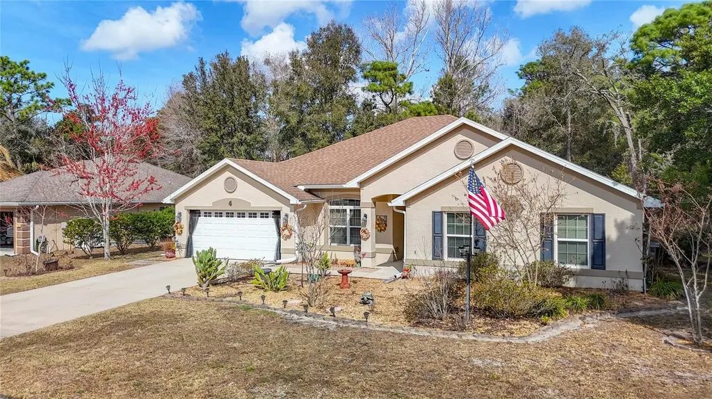 4 Fig Court E Homosassa FL 34446