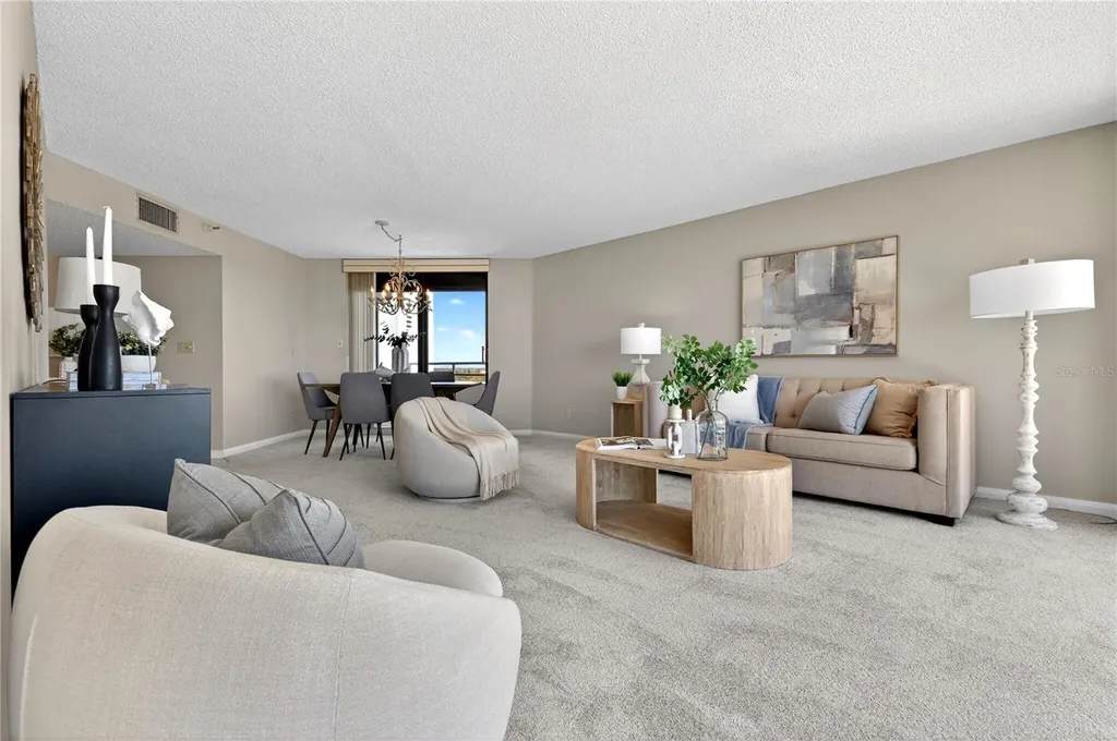 5950 Pelican Bay Plaza S Gulfport FL 33707