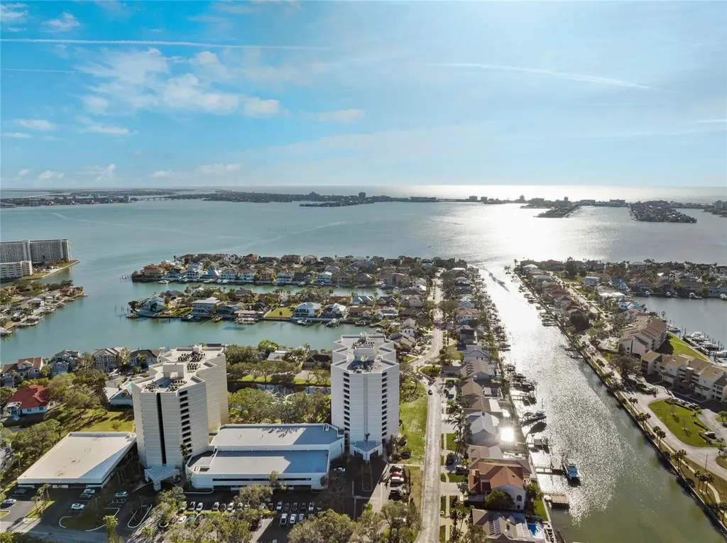 5950 Pelican Bay Plaza S Gulfport FL 33707