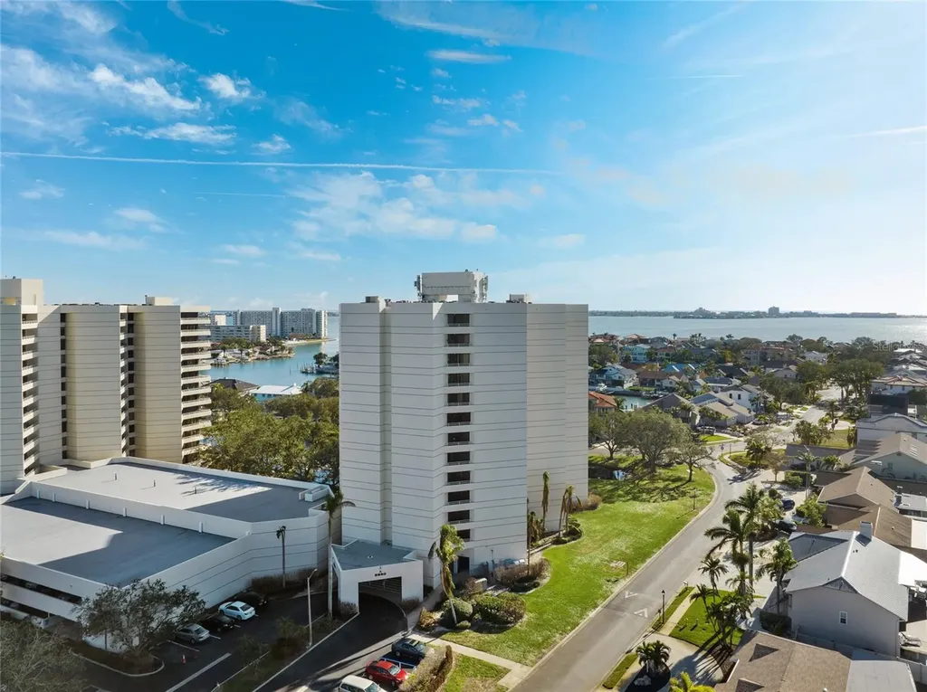 5950 Pelican Bay Plaza S Gulfport FL 33707