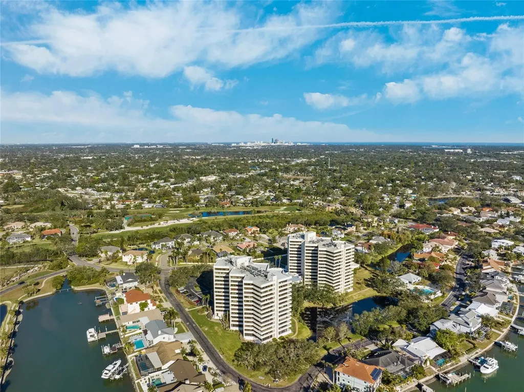 5950 Pelican Bay Plaza S Gulfport FL 33707