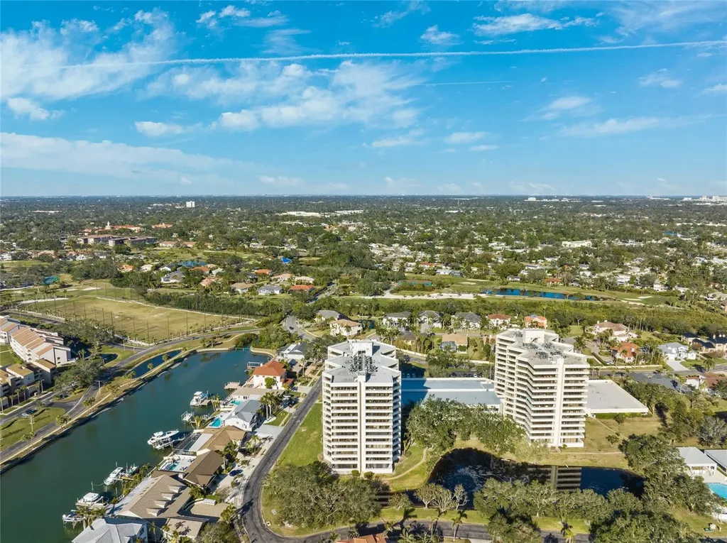 5950 Pelican Bay Plaza S Gulfport FL 33707