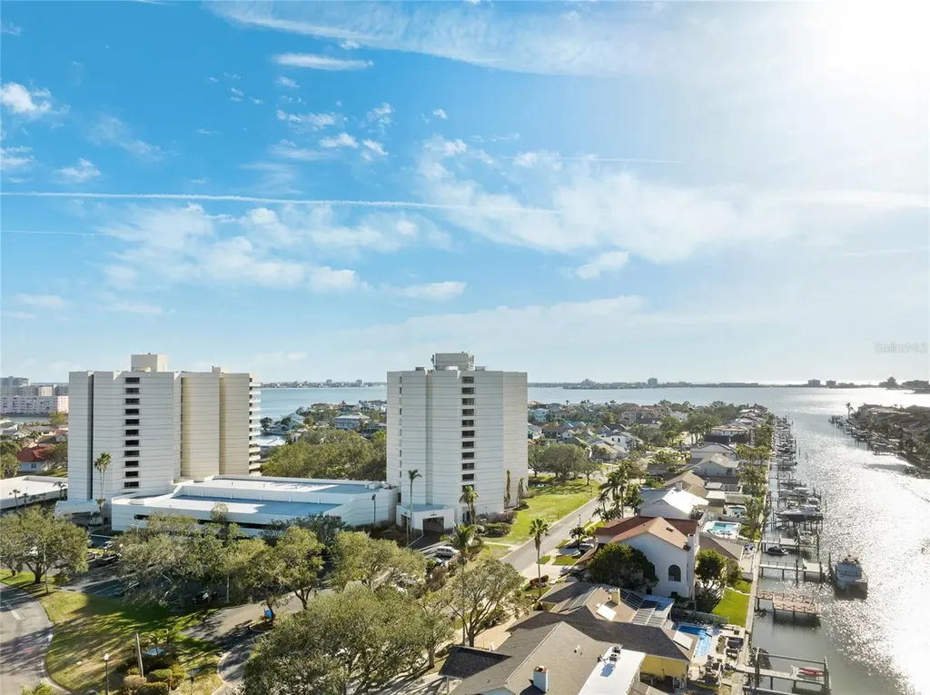 5950 Pelican Bay Plaza S Gulfport FL 33707