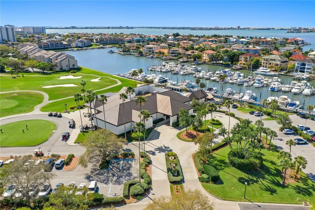 5950 Pelican Bay Plaza S Gulfport FL 33707