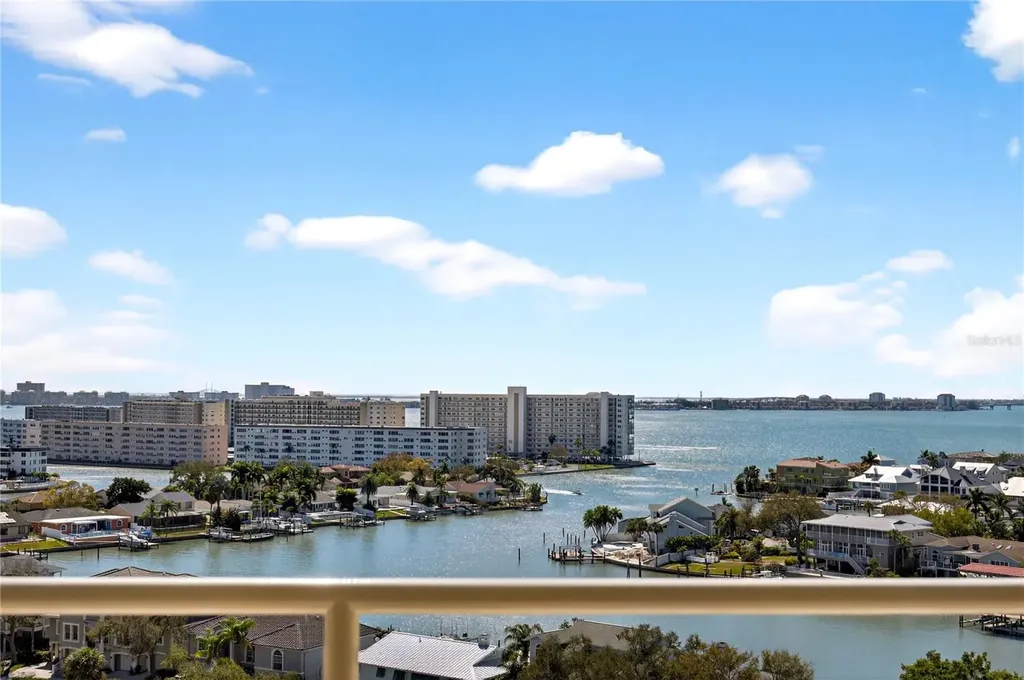5950 Pelican Bay Plaza S Gulfport FL 33707