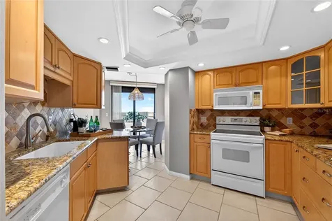 5950 Pelican Bay Plaza S Gulfport FL 33707