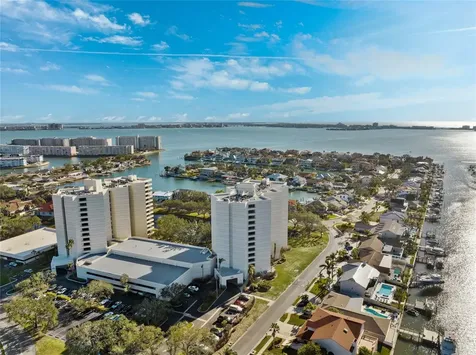 5950 Pelican Bay Plaza S Gulfport FL 33707