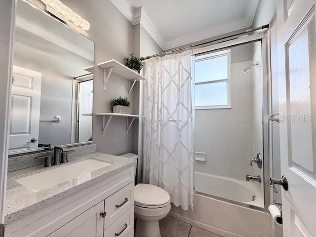 6614 64th Bradenton FL 34203