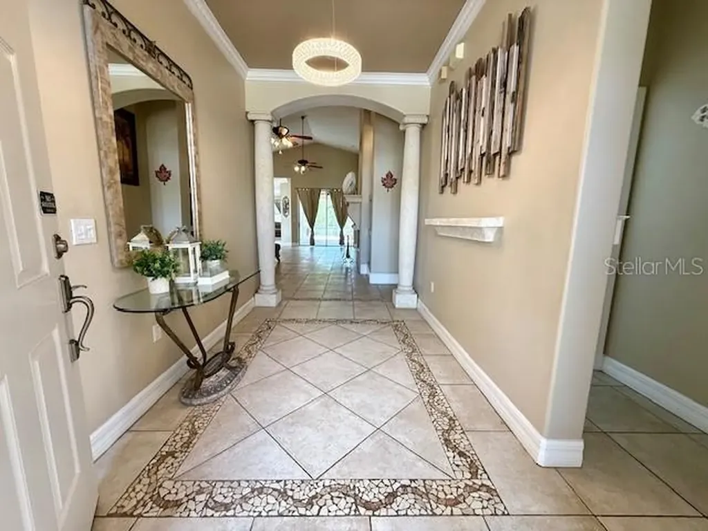 6614 64th Bradenton FL 34203