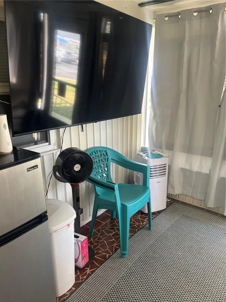 105 Freedom Court Palm Harbor FL 34684