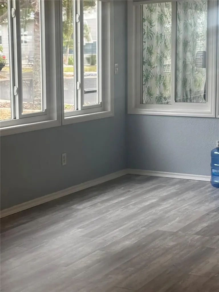 105 Freedom Court Palm Harbor FL 34684
