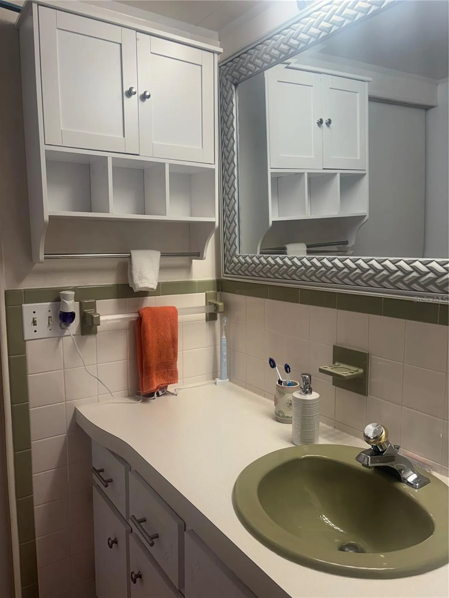 105 Freedom Court Palm Harbor FL 34684