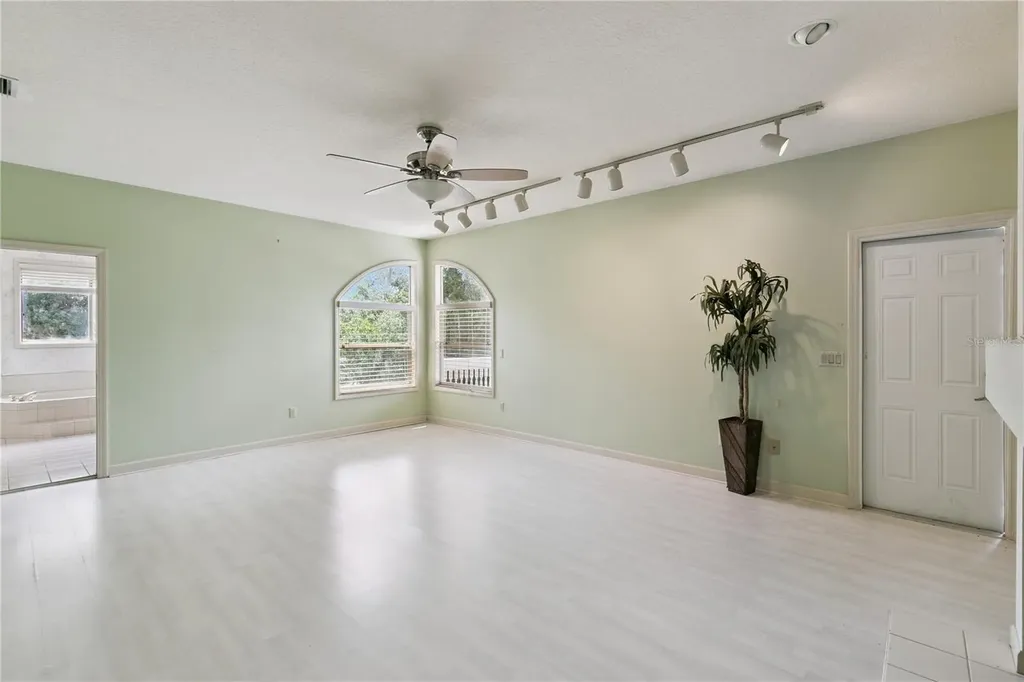 1813 Hidden Pine Lane Apopka FL 32712