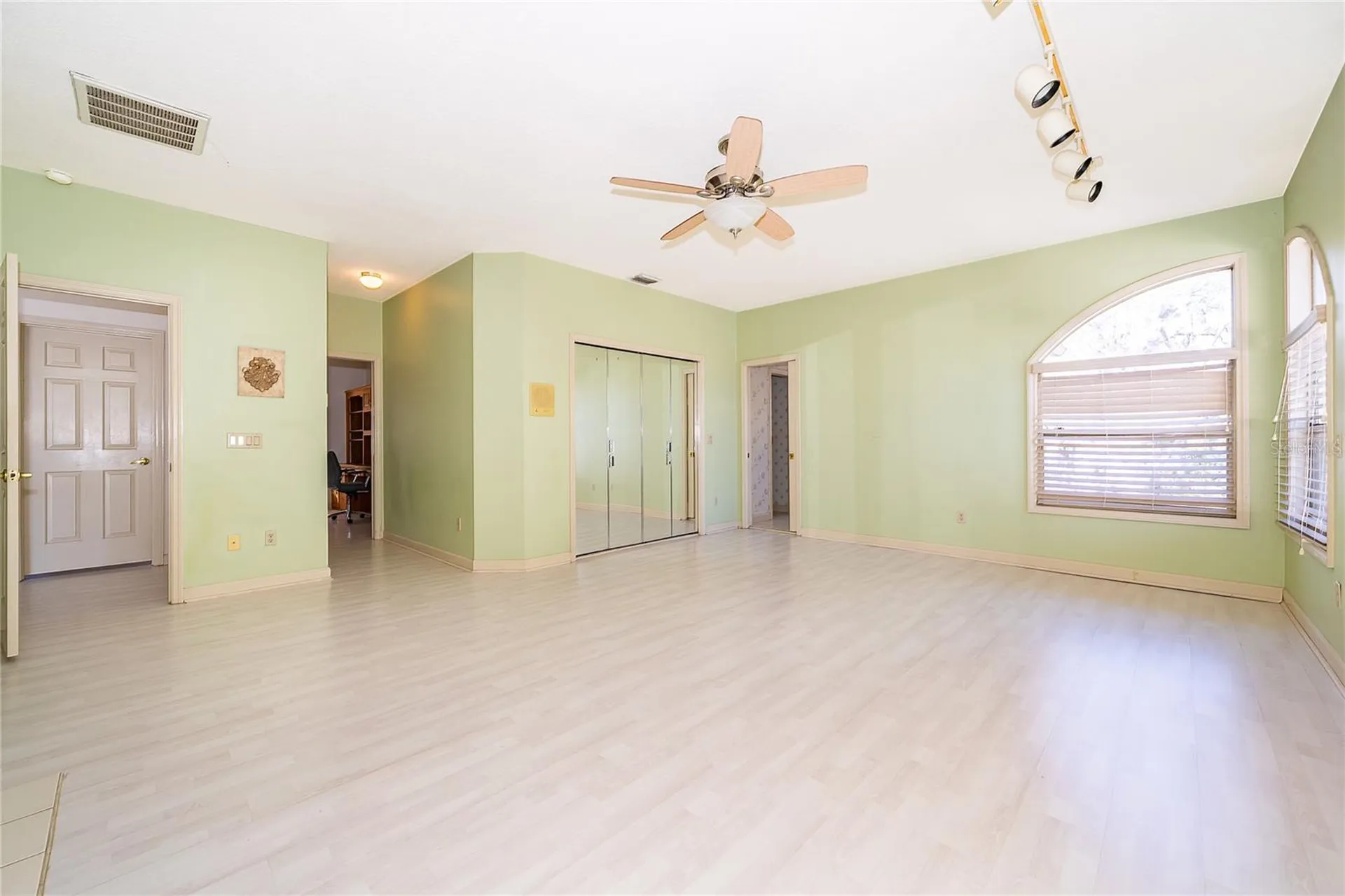 1813 Hidden Pine Lane Apopka FL 32712