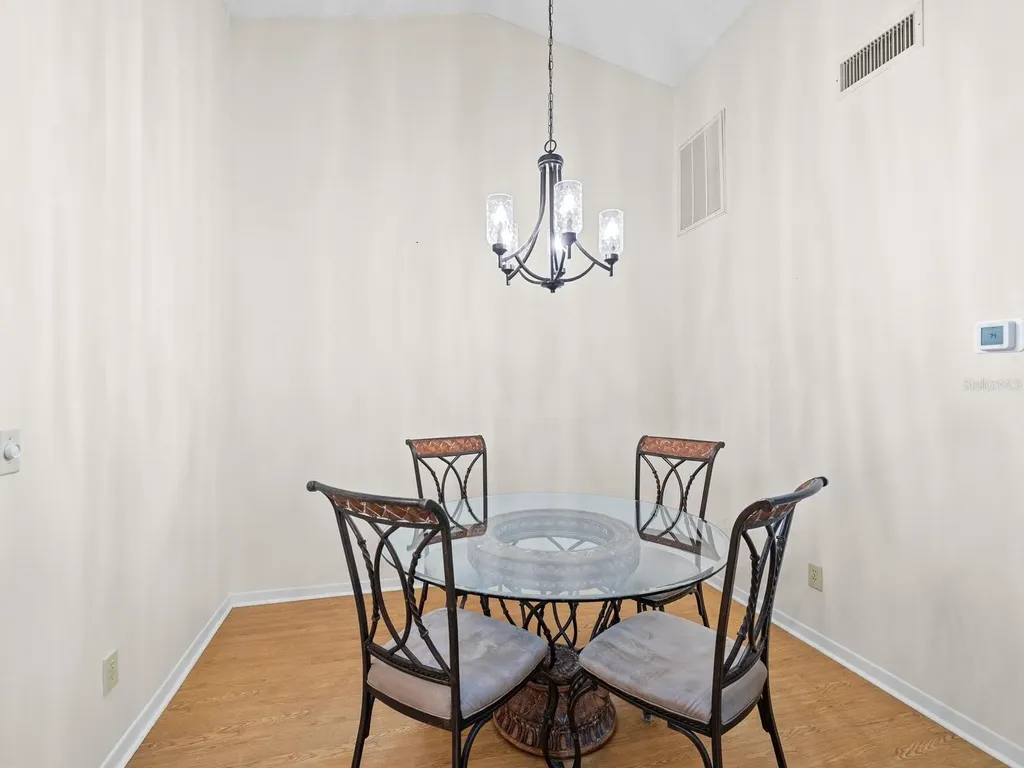 1880 Whispering Way Tarpon Springs FL 34689