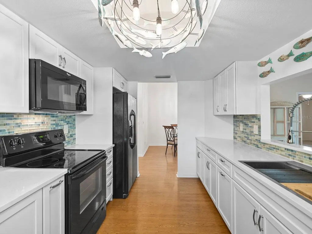 1880 Whispering Way Tarpon Springs FL 34689