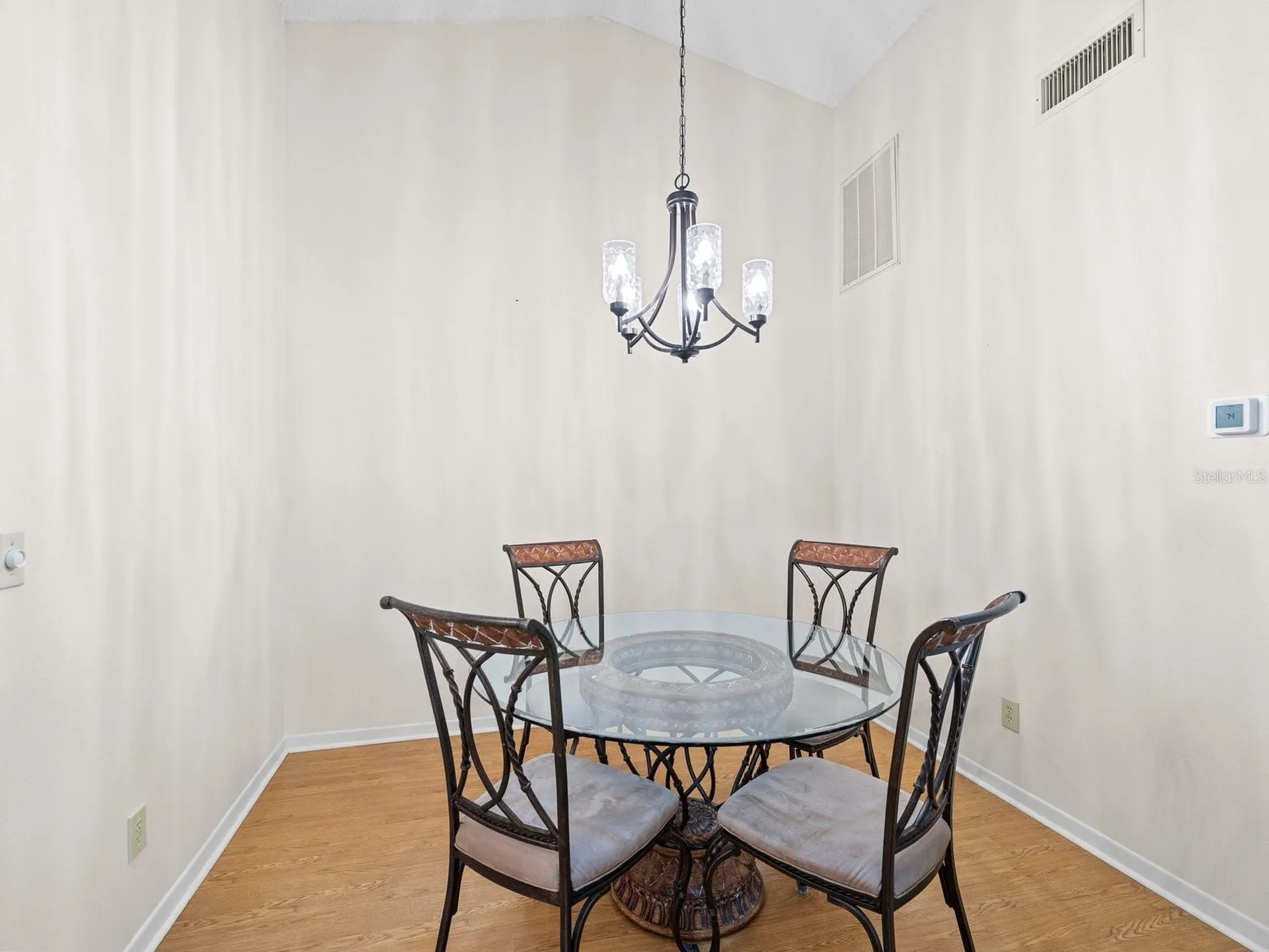1880 Whispering Way Tarpon Springs FL 34689