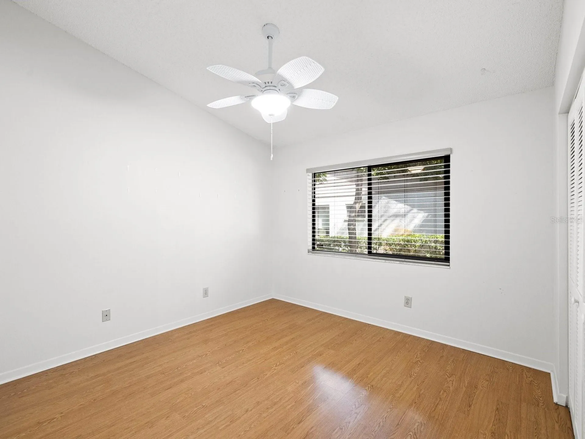 1880 Whispering Way Tarpon Springs FL 34689