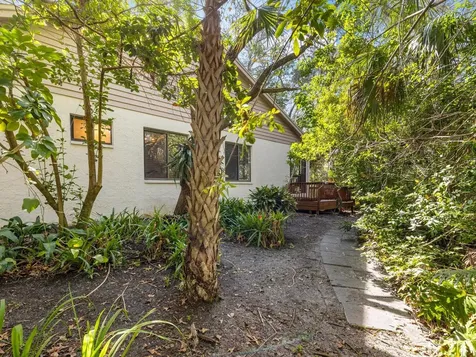 1880 Whispering Way Tarpon Springs FL 34689