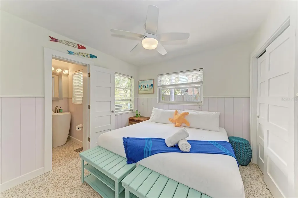 2111 Avenue B Bradenton Beach FL 34217