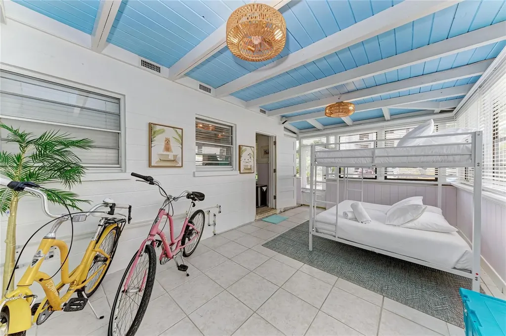 2111 Avenue B Bradenton Beach FL 34217