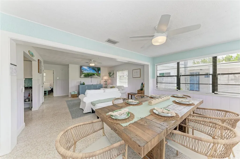 2111 Avenue B Bradenton Beach FL 34217