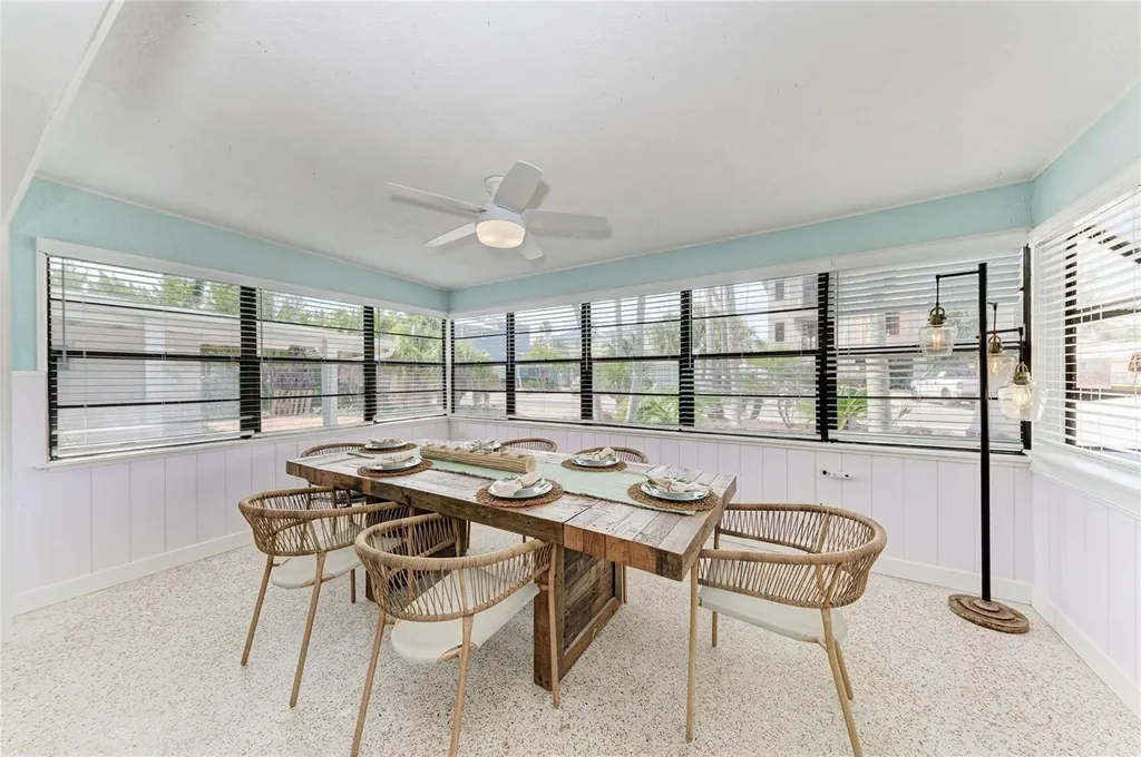 2111 Avenue B Bradenton Beach FL 34217