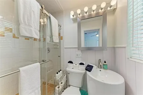 2111 Avenue B Bradenton Beach FL 34217