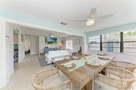 2111 Avenue B Bradenton Beach FL 34217