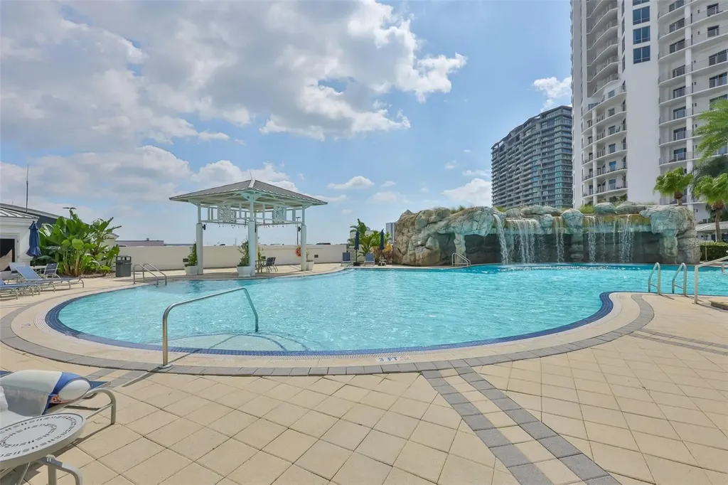 449 S 12th Street Tampa FL 33602
