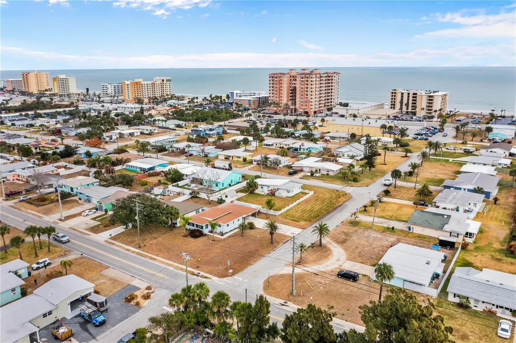 3267 S Peninsula Drive Daytona Beach FL 32118