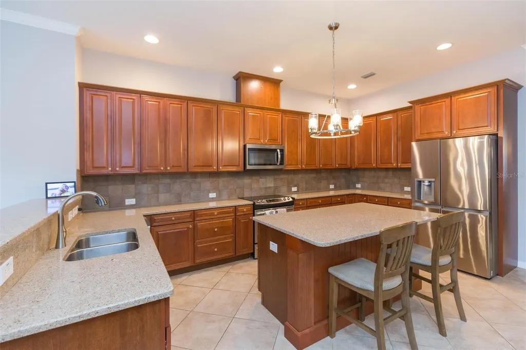 7051 Derwent Glen Circle Land O Lakes FL 34637