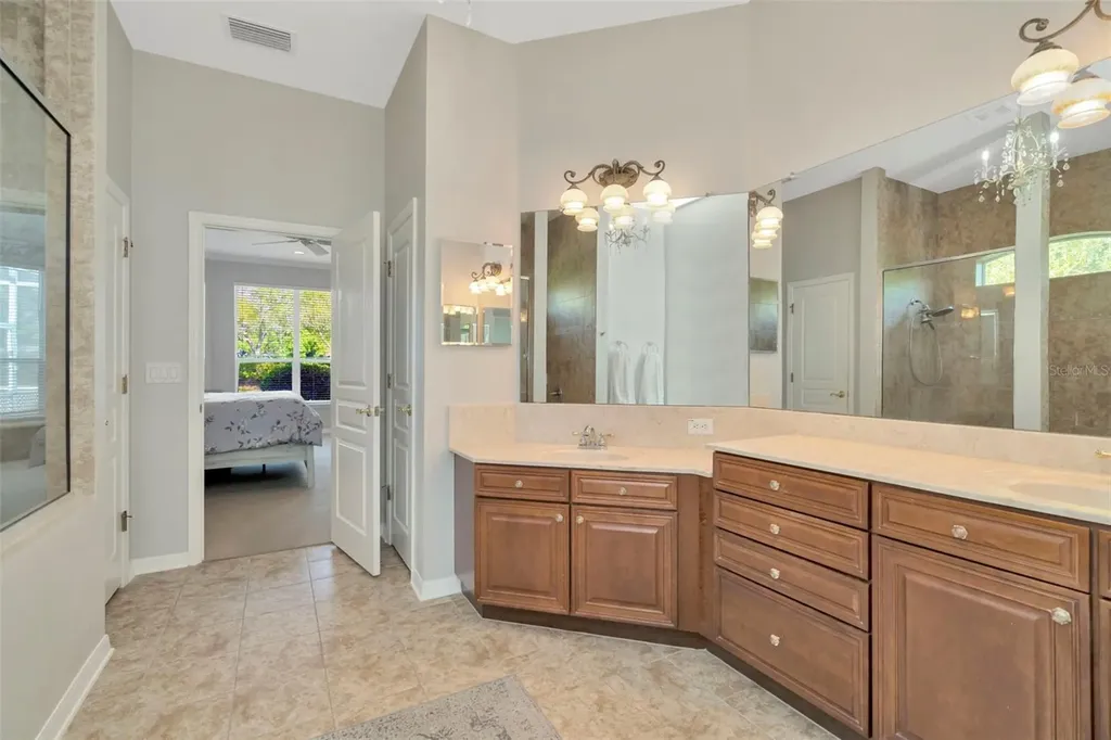 7051 Derwent Glen Circle Land O Lakes FL 34637