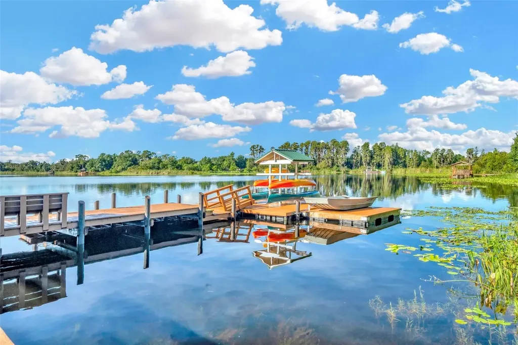 7051 Derwent Glen Circle Land O Lakes FL 34637