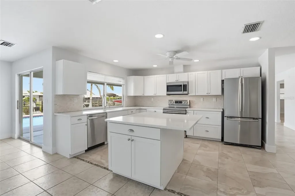 405 Tower Drive Cape Coral FL 33904