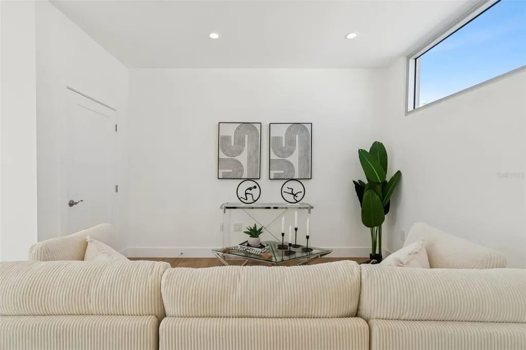 1343 4th Street Sarasota FL 34236