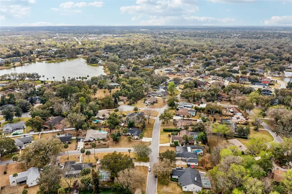 895 Palmetto Street Oviedo FL 32765