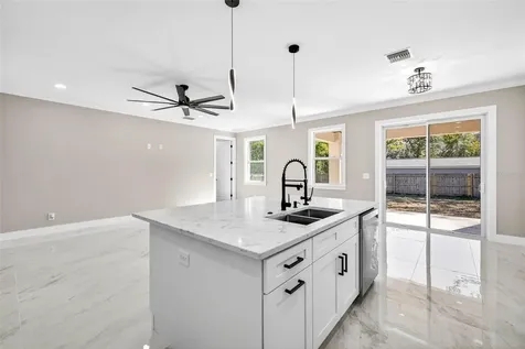 288 Roosevelt Avenue Masaryktown FL 34604