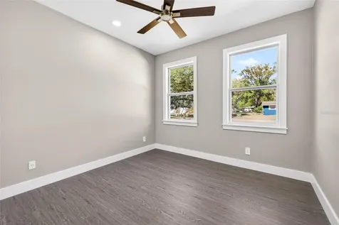 288 Roosevelt Avenue Masaryktown FL 34604