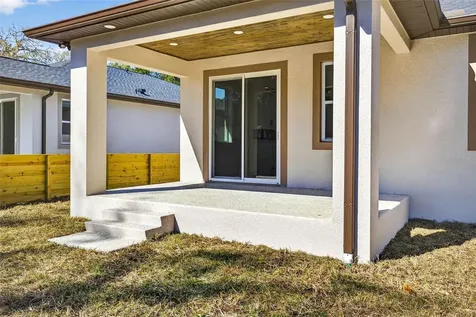 288 Roosevelt Avenue Masaryktown FL 34604