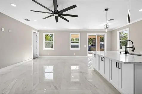 288 Roosevelt Avenue Masaryktown FL 34604