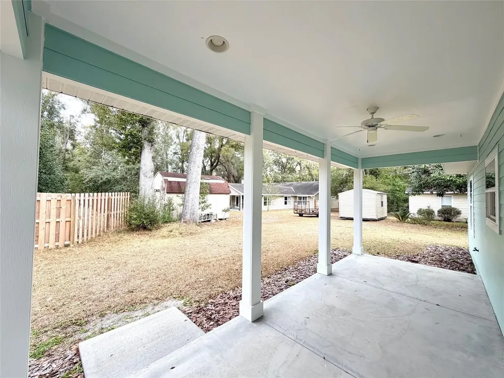 18254 NW 238th Street High Springs FL 32643