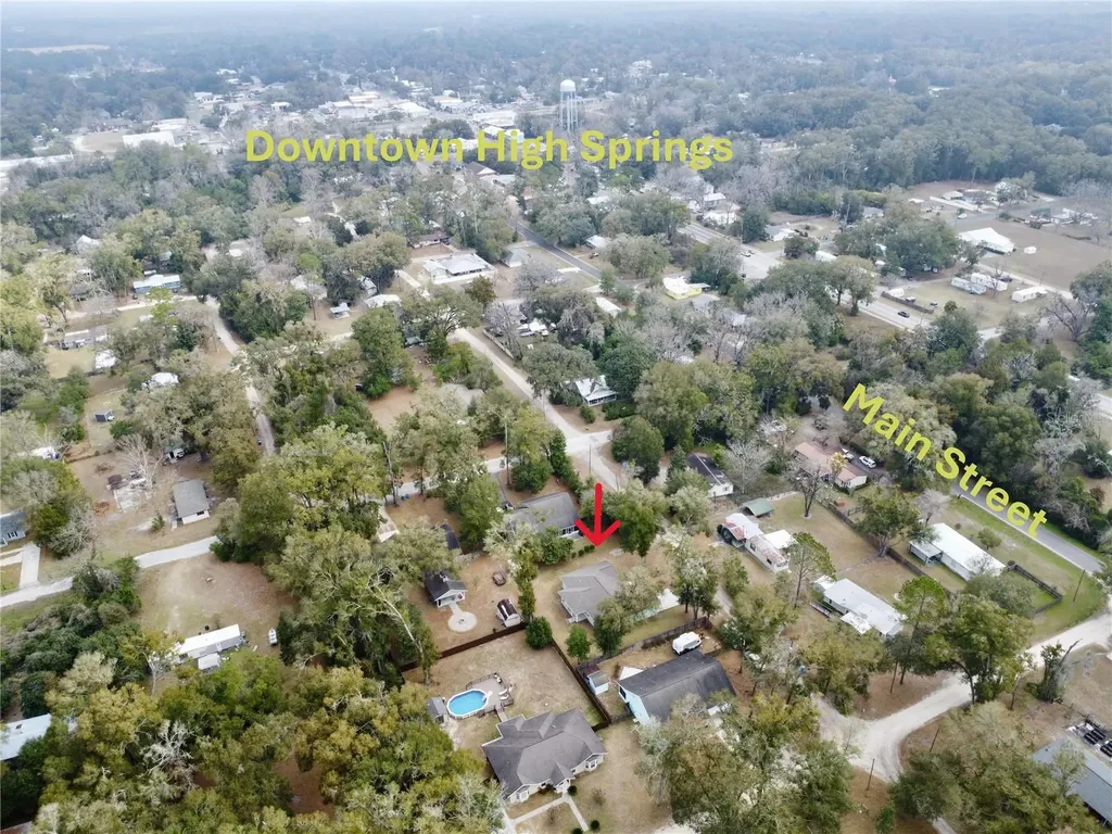 18254 NW 238th Street High Springs FL 32643