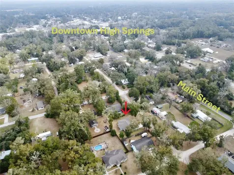 18254 NW 238th Street High Springs FL 32643