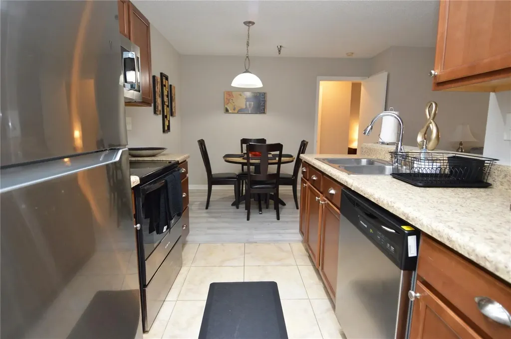 10265 Gandy Boulevard N St Petersburg FL 33702