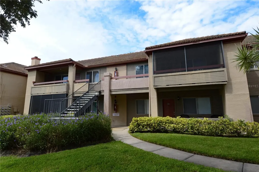10265 Gandy Boulevard N St Petersburg FL 33702