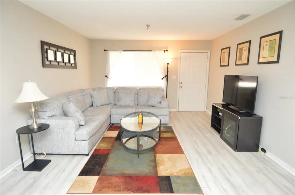 10265 Gandy Boulevard N St Petersburg FL 33702