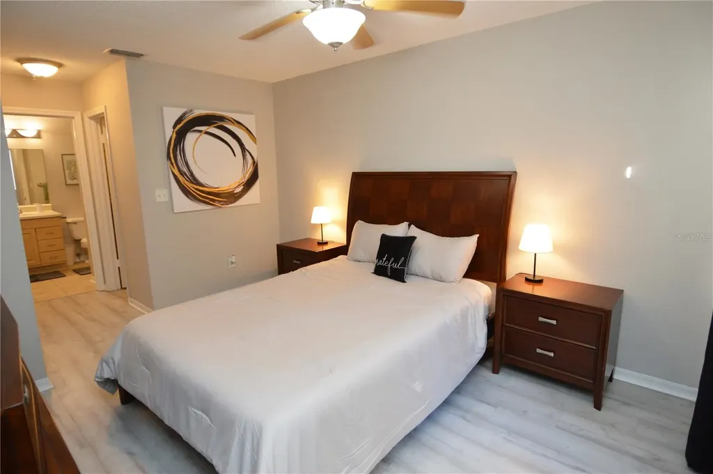 10265 Gandy Boulevard N St Petersburg FL 33702